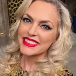 Elaine Hendrix