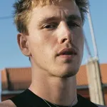 Harris Dickinson