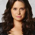 Katie Lowes