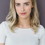 Genevieve DeGraves