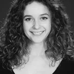 Julia Sawalha