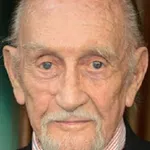 Roy Dotrice