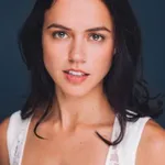 Nina Kiri