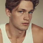 Damian Hardung