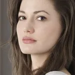 Erinn Ruth