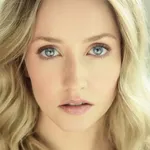 Emily Tennant