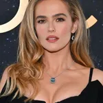 Zoey Deutch