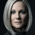 Laura Linney