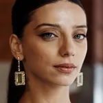 Angela Sarafyan