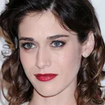 Lizzy Caplan