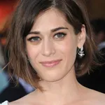 Lizzy Caplan