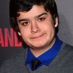 Devan Leos