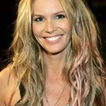 Elle Macpherson