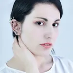 Farahnaz Nikray