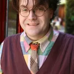 Rosearik Rikki Simons