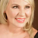Wendee Lee