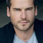 David de Lautour