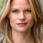 Joelle Carter