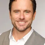 Charles Esten