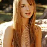 Emily VanCamp