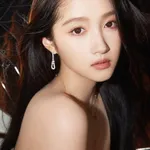 Guan Xiaotong