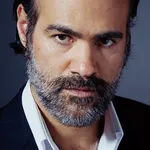 Ali Saam