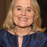 Sinéad Cusack
