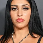 Lourdes Leon