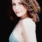 Mitzi Kapture