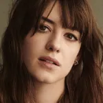Daisy Edgar-Jones