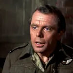 Angus Lennie