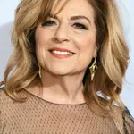 Caroline Aaron
