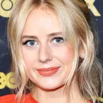 Justine Lupe