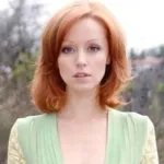 Lindy Booth