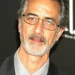 David Strathairn