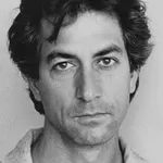 David Strathairn