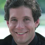Steve Guttenberg
