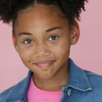 Elle Naomi
