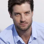 Axle Whitehead