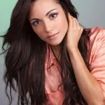 Sharlene Taulé