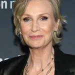 Jane Lynch