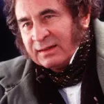 Bob Hoskins