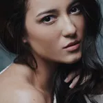Julie Estelle