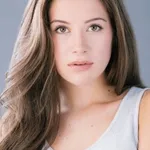 Natasha Calis