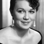 Jeanette Nolan