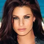 Dayane Mello