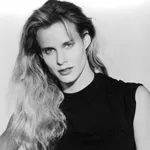 Lori Singer