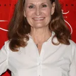 Beth Grant