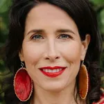 Andrea Menard