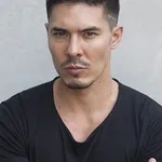 Lewis Tan